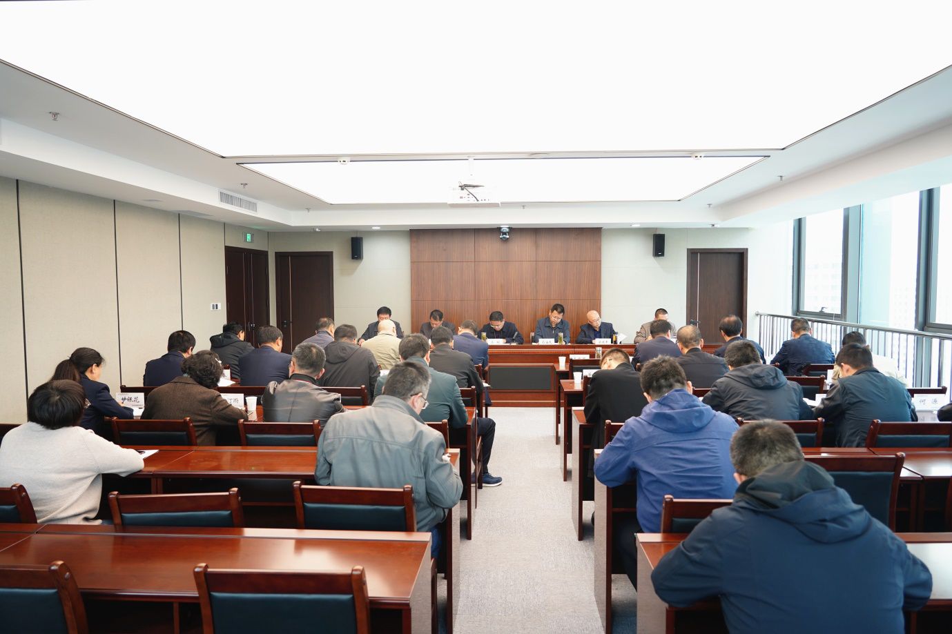 米兰网页版登录入口召开2020年第三季度<br/>生产经营工作会